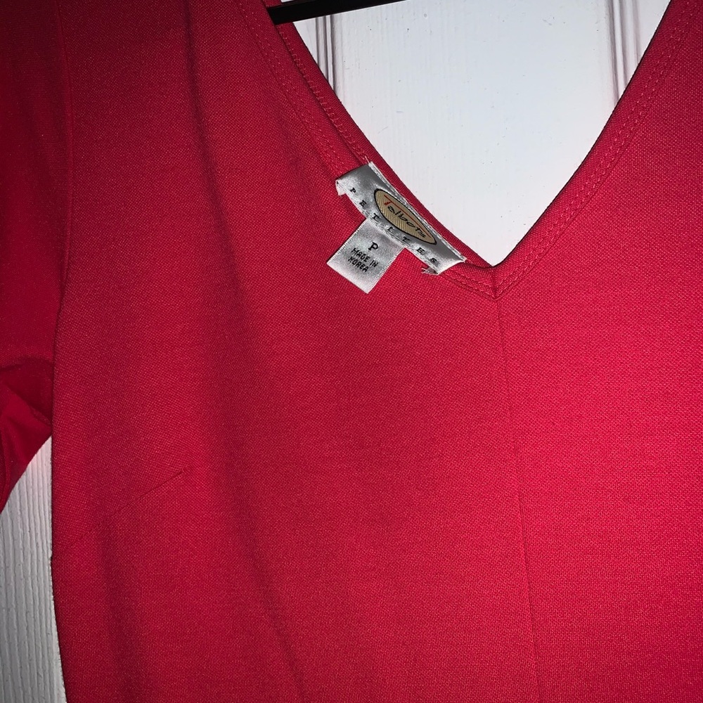 Dress - Picture 2 of 5